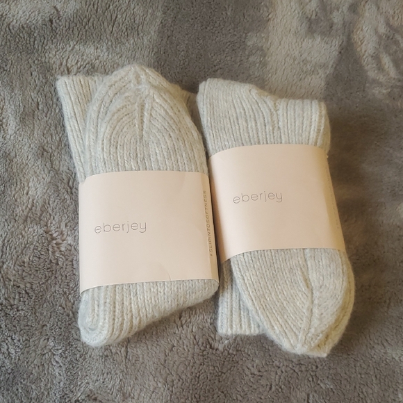NWT WOMENS EBERJEY BY LEMON THEANKLE SLIPPER SOCKS SZ:SMALL Set Of 2